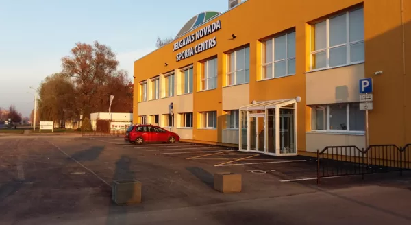 Jelgavas novada Sporta centra stāvlaukums Aviācijas ielā, Jelgavā